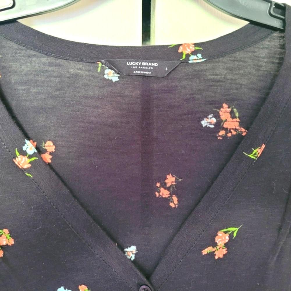 Lucky Brand Bundle of 3 Women's Size Small Tops - Picture 3 of 10